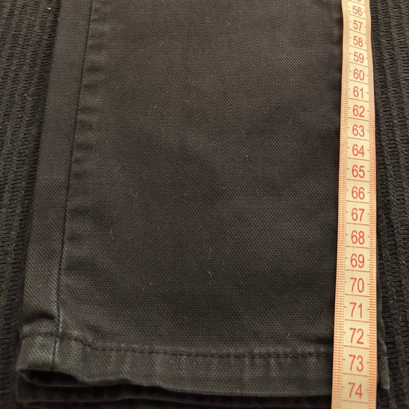 Zara jeans. All black. Waist 31 - Picture 4 of 4